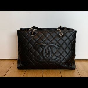 CHANEL Black Caviar Leather Grand Shopping Tote